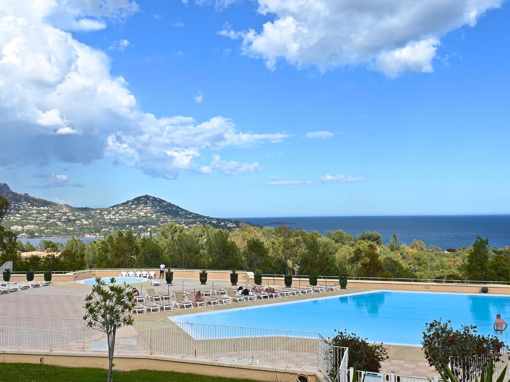 Apartment Village Cap Esterel - Le Village-9 By Interhome Saint-Raphaël Exterior foto