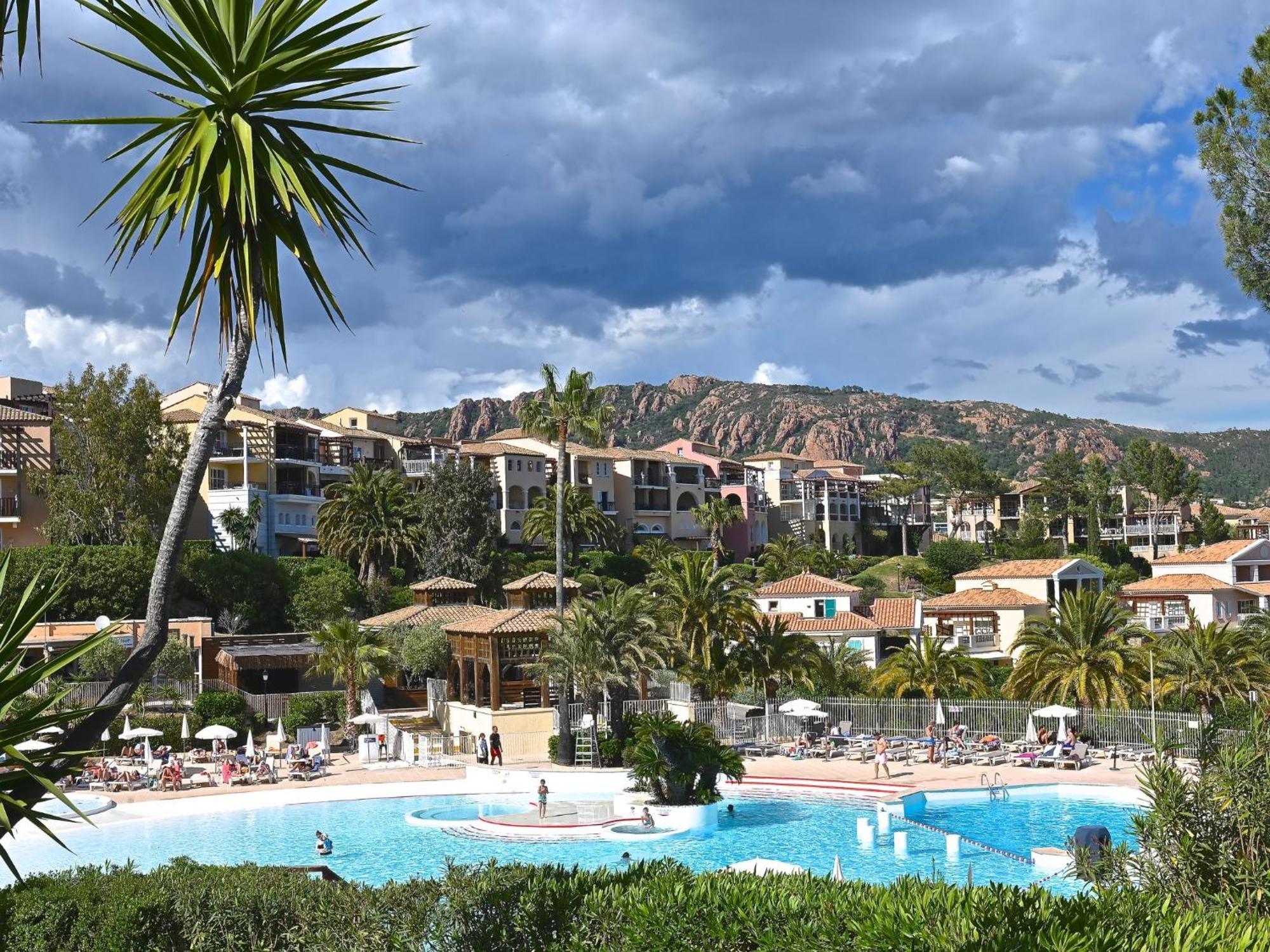 Apartment Village Cap Esterel - Le Village-9 By Interhome Saint-Raphaël Exterior foto